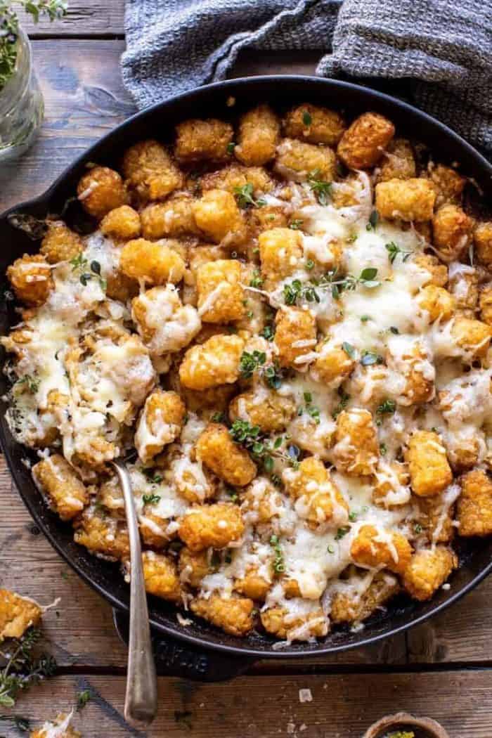 One Skillet French Onion Tater Tot Casserole 5 768x1152 1 e1624352126578