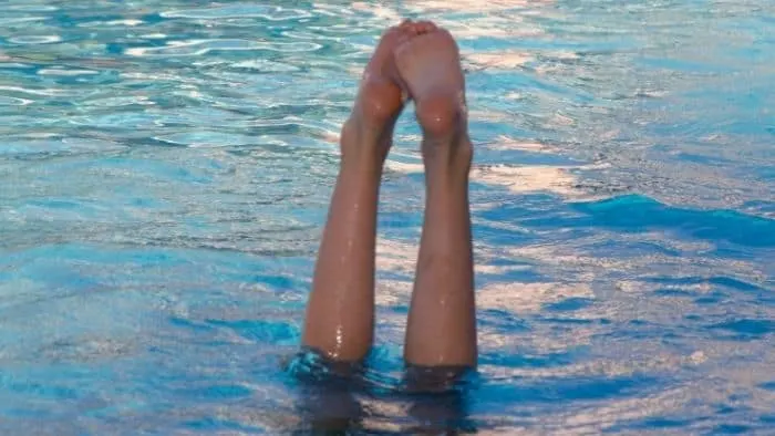 handstand pool contest