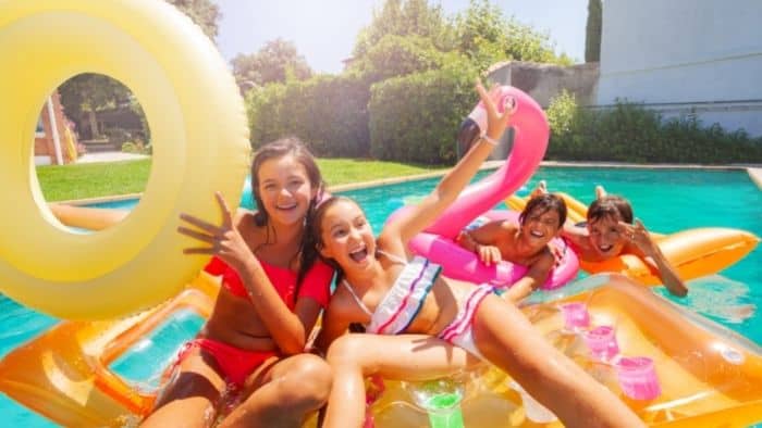 swimming pool party games for teens