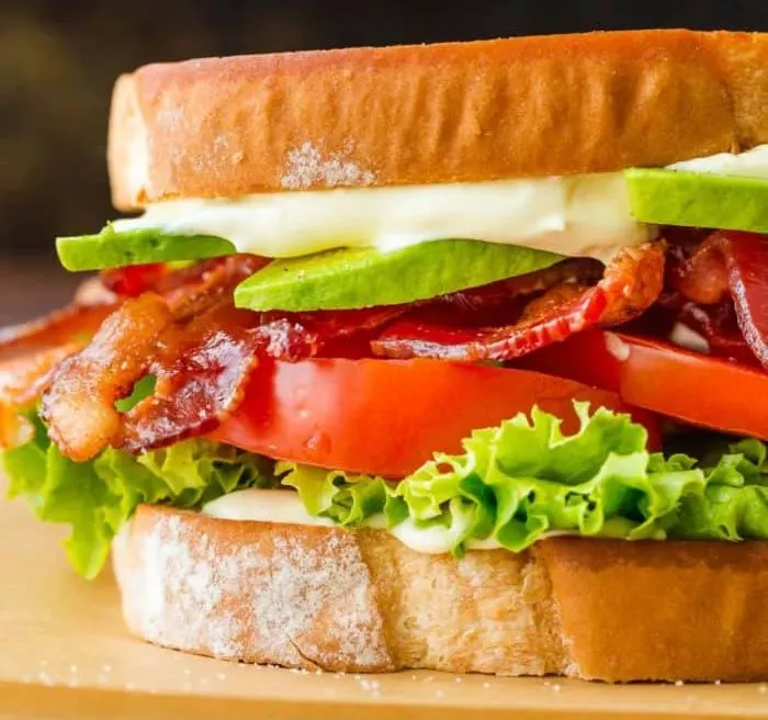 School Lunch Ideas For Teens BLT sandwich