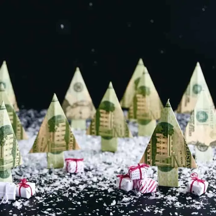 Christmas Tree money origami