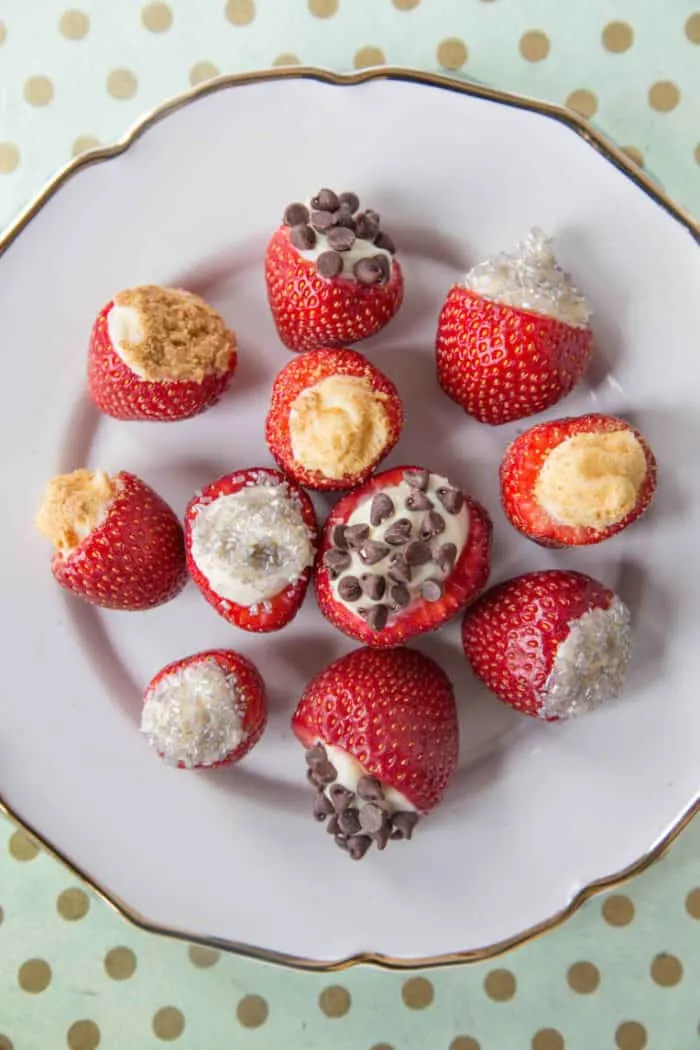 No-Bake Cheesecake Stuffed Strawberries