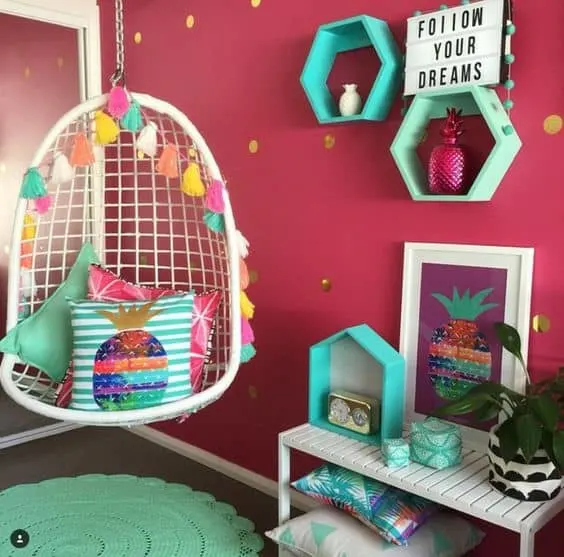 pink and blue room theme