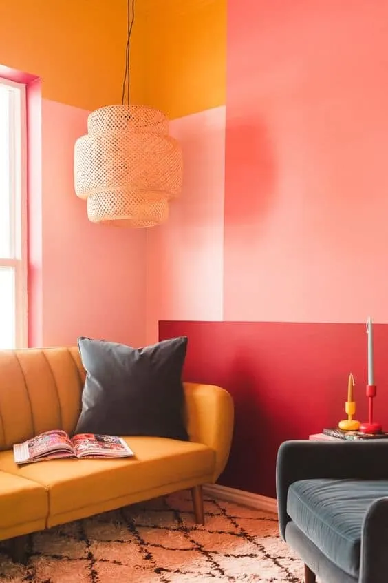colorblocking pink & orange room decor idea