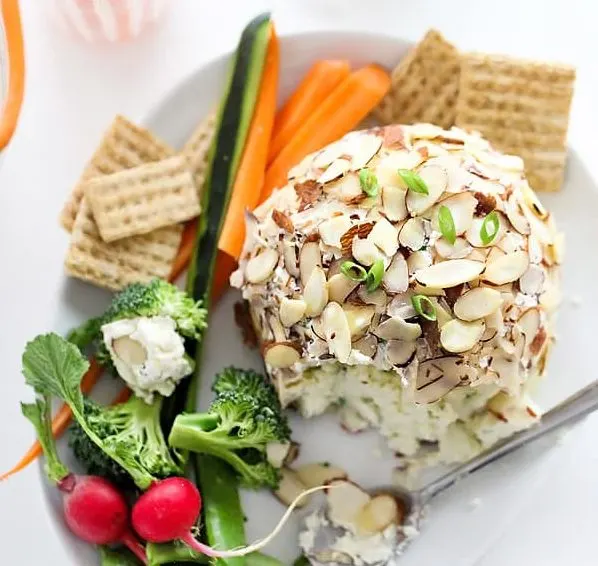 healthy snack cheese ball