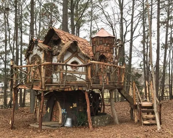 tinkerbell themed treehouse