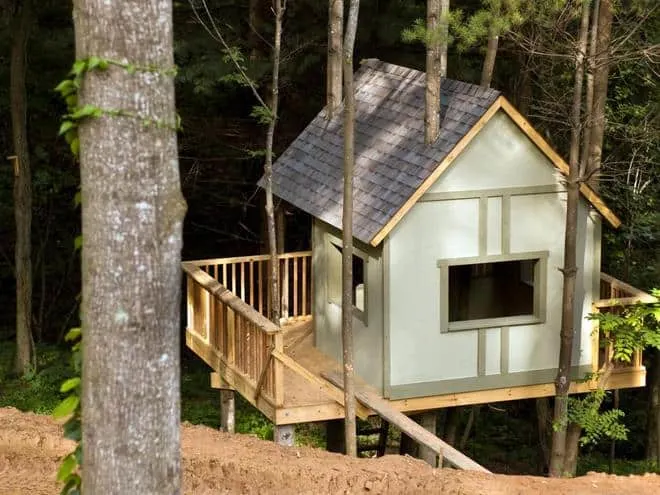 treehouse roof ideas