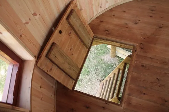 treehouse trapdoor ideas