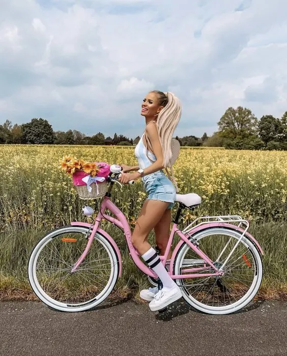 bike and flowers photoshoot
