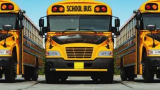 How much does a school bus weigh_Featured Image