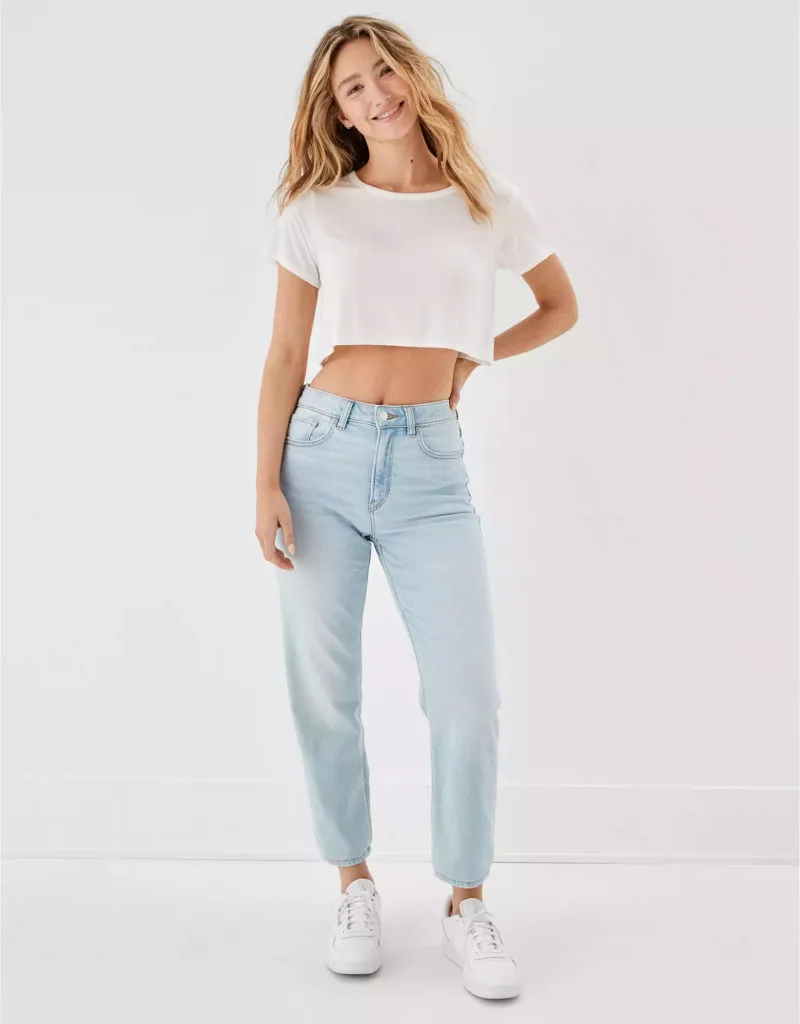 light-blue-mom-jean