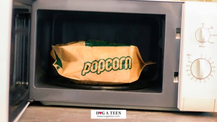 How Long Does Microwave Popcorn Last