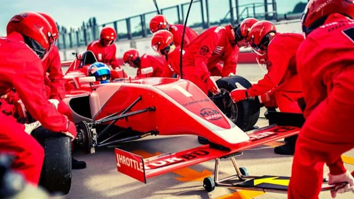 Formula Racing Pit Stop